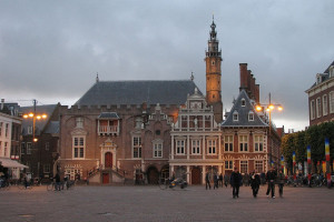 Stadhuis moet het stadhuis blijven